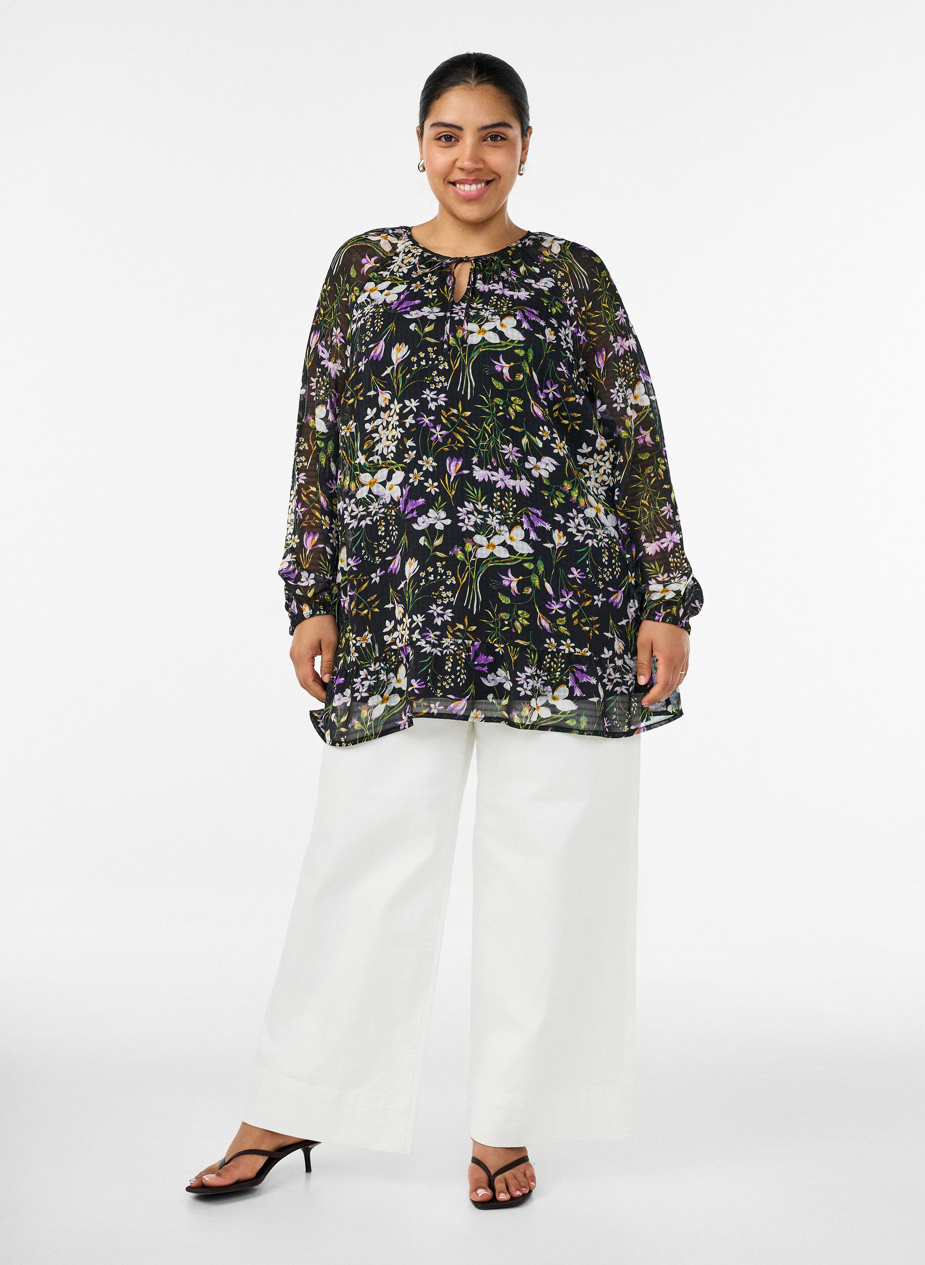ZizziTunika med blomsterprint og A-form, Sort, Model image number 1