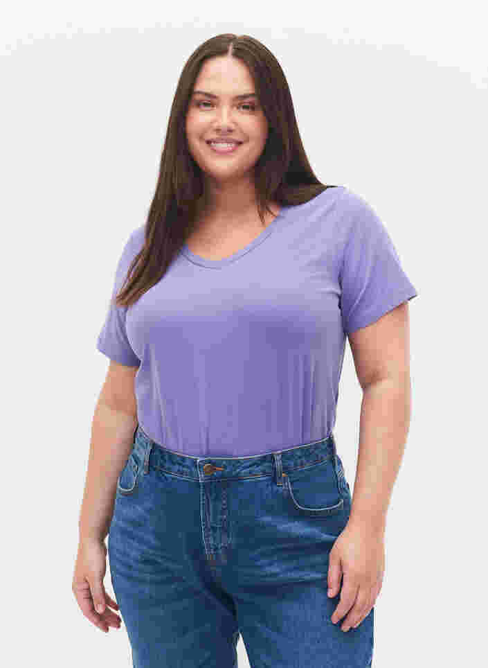 Ensfarvet basis t-shirt i bomuld, Veronica, Model image number 0