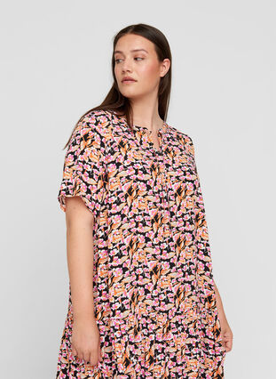 Kortærmet viskose kjole med print, Pink Flower on Black, Model image number 2
