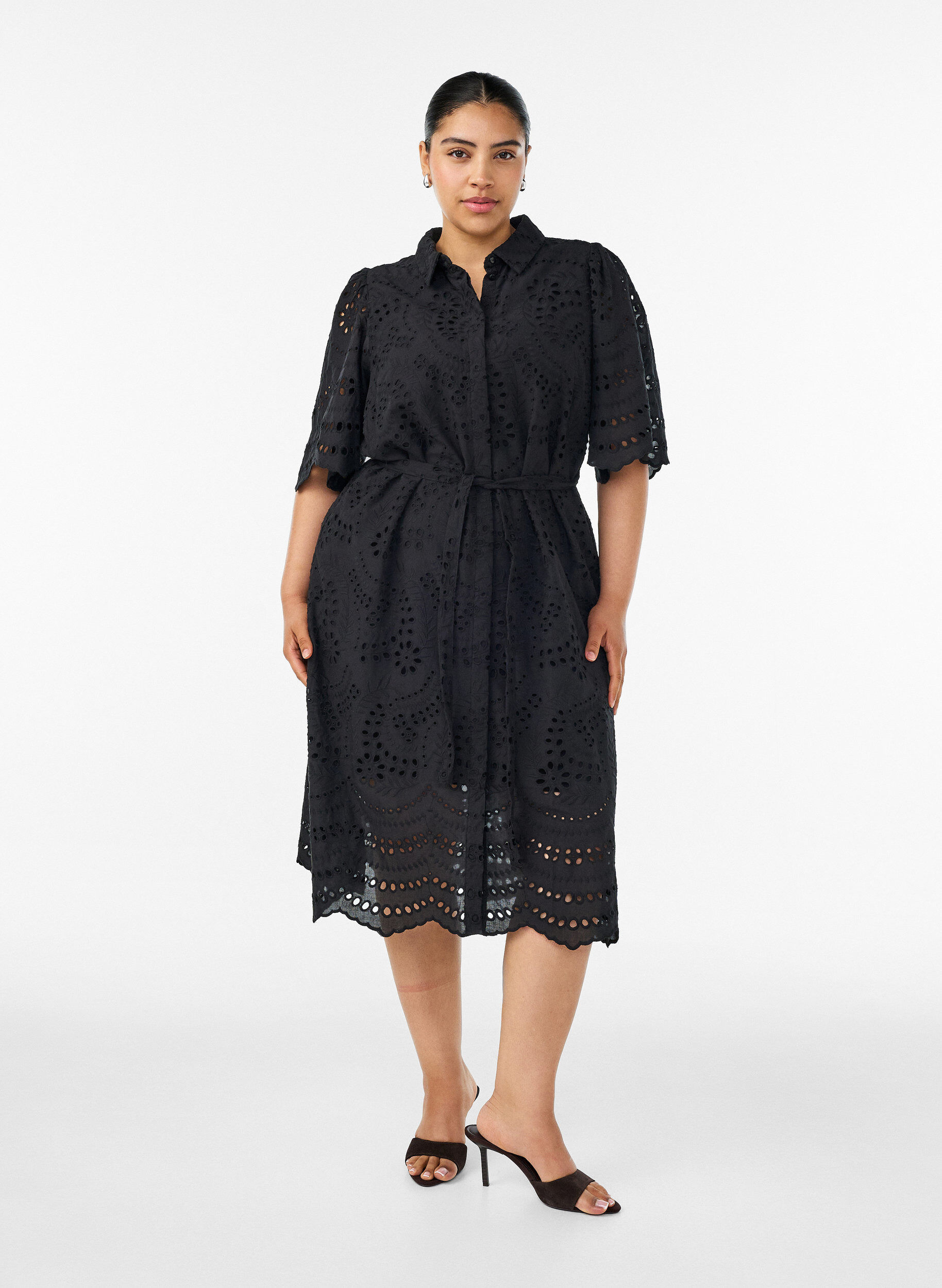 ZizziSkjortekjole i broderie anglaise med bindeb&aelig;lte, Sort, Model image number 1