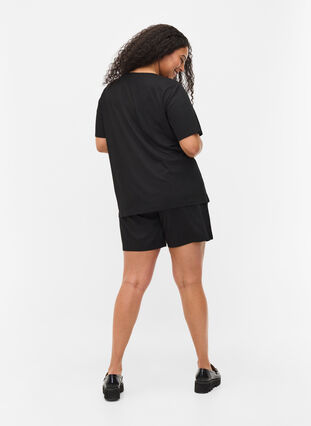 Shorts i ribkvalitet med lommer, Black, Model image number 1