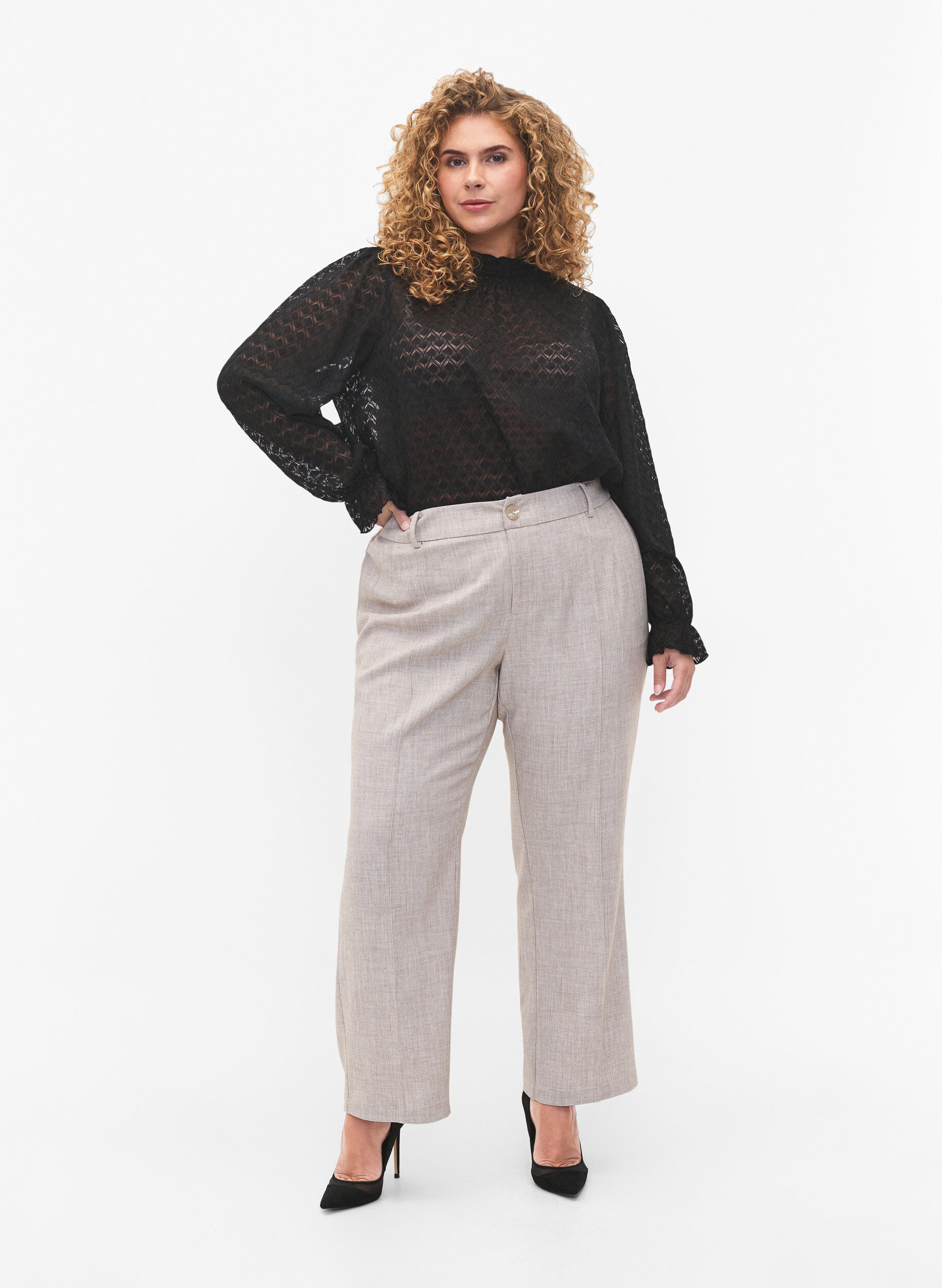 Zizzi Lang&aelig;rmet bluse med m&oslash;nstret tekstur, Black, Model image number 2