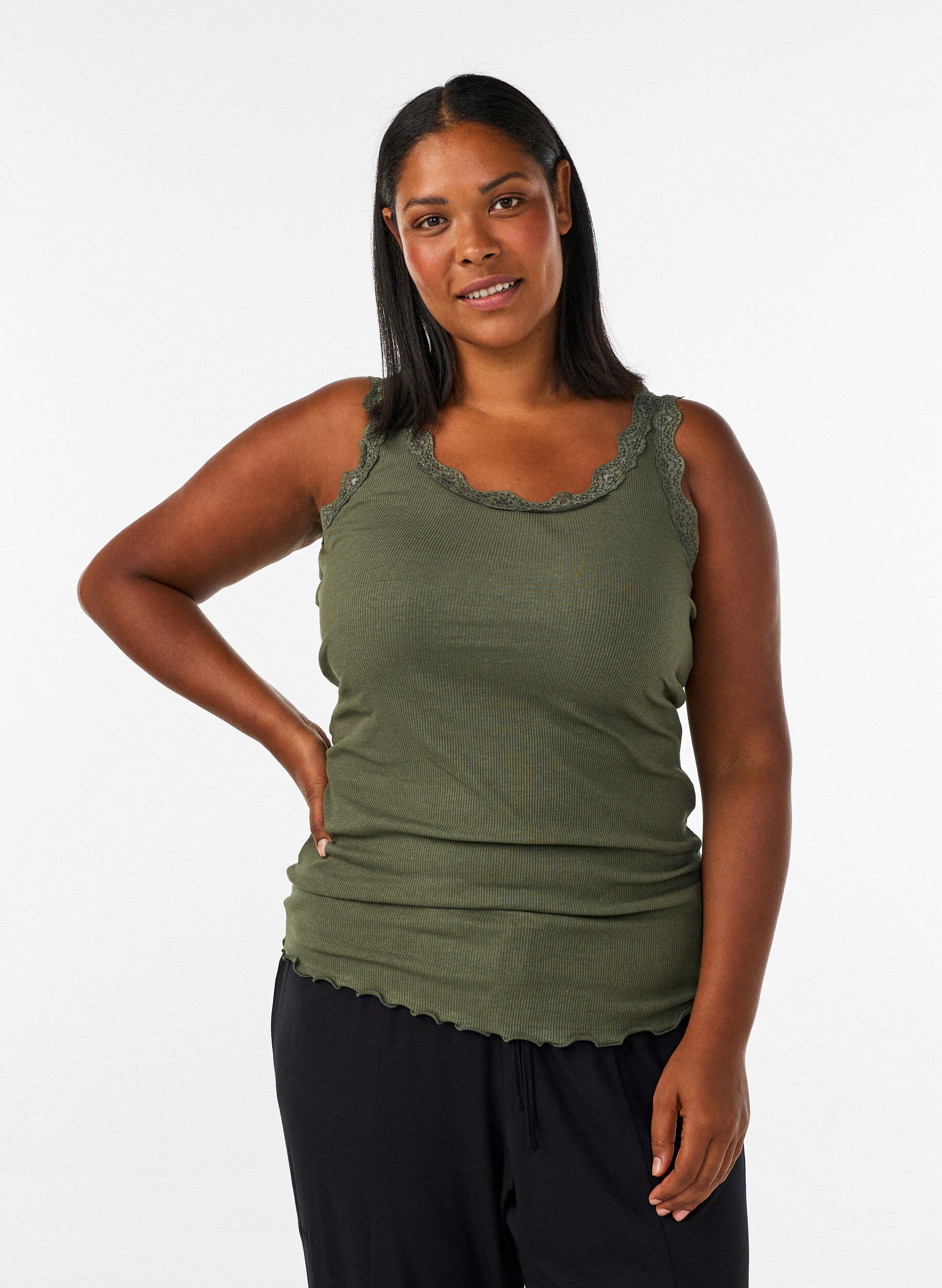 Top med blondekant, Gr&oslash;n, Model
