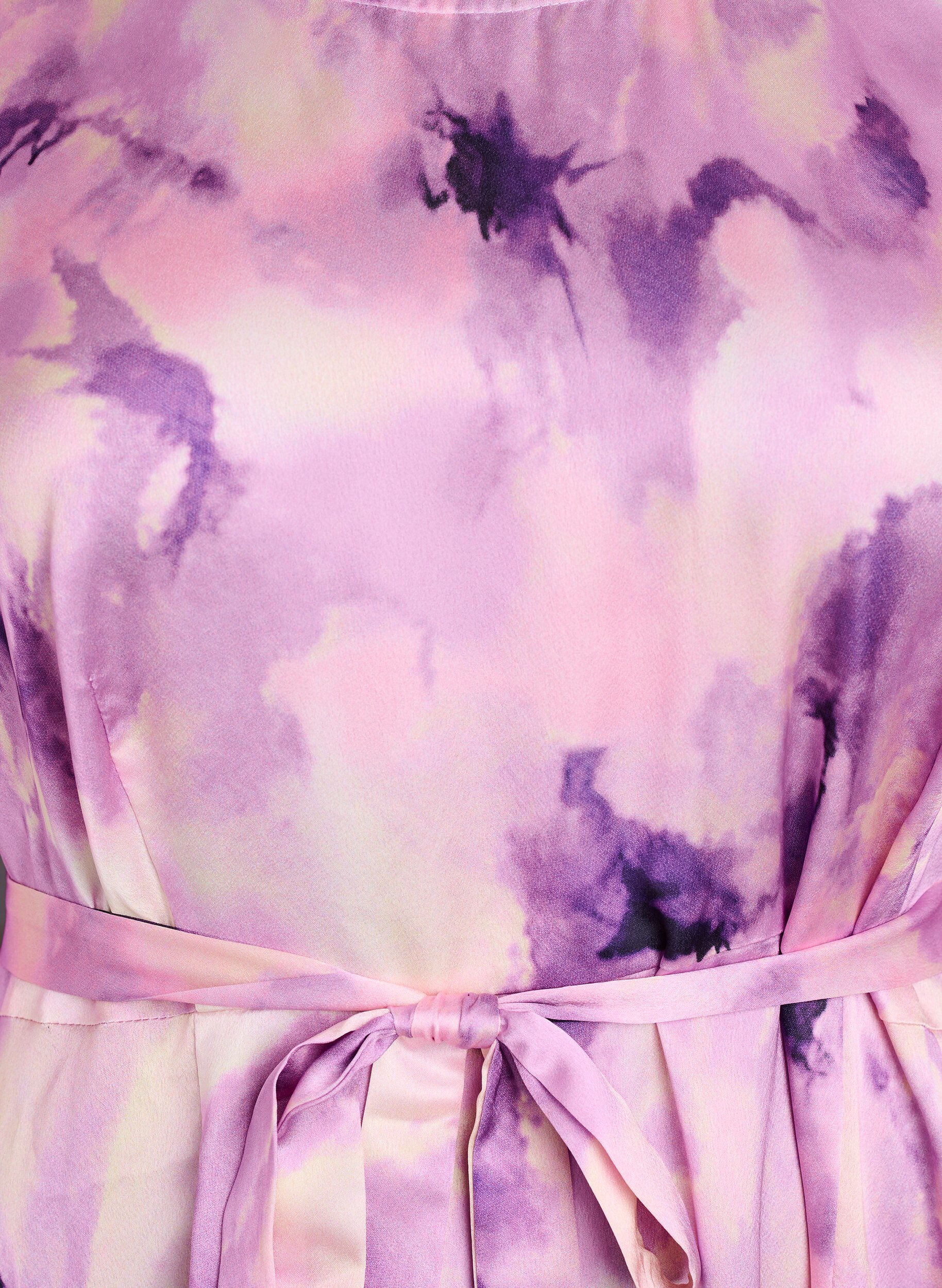 Zizzi Kort&aelig;rmet festkjole med bindeb&aring;nd, Lilla, Packshot image number 2