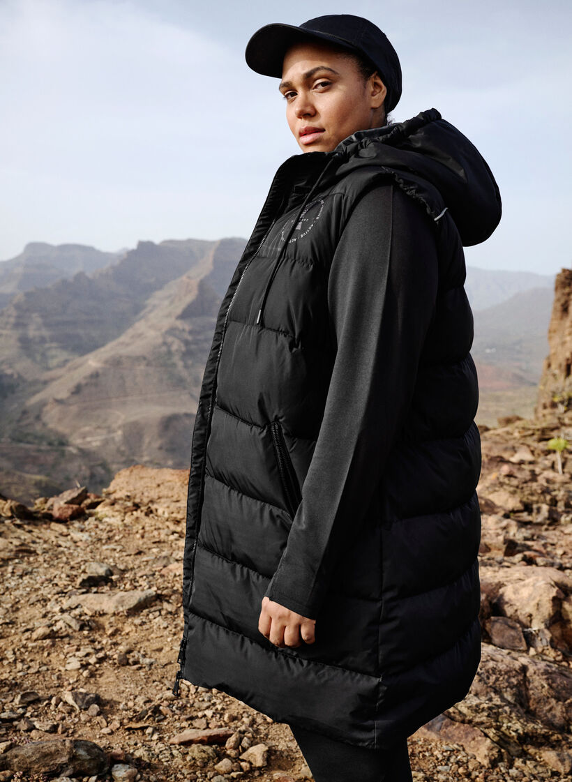 Sporty vest med hætte og lommer, Black, Image image number 0