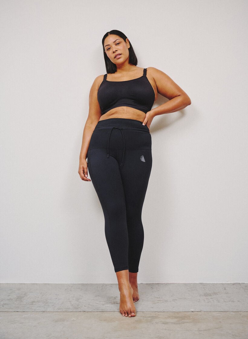 Tr&aelig;ningstights i 7/8-l&aelig;ngde med h&oslash;j talje og lomme, Sort, Image image number 0