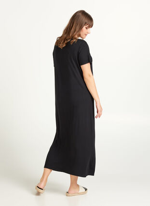 Lang viskose kjole med korte ærmer, Black, Model image number 1