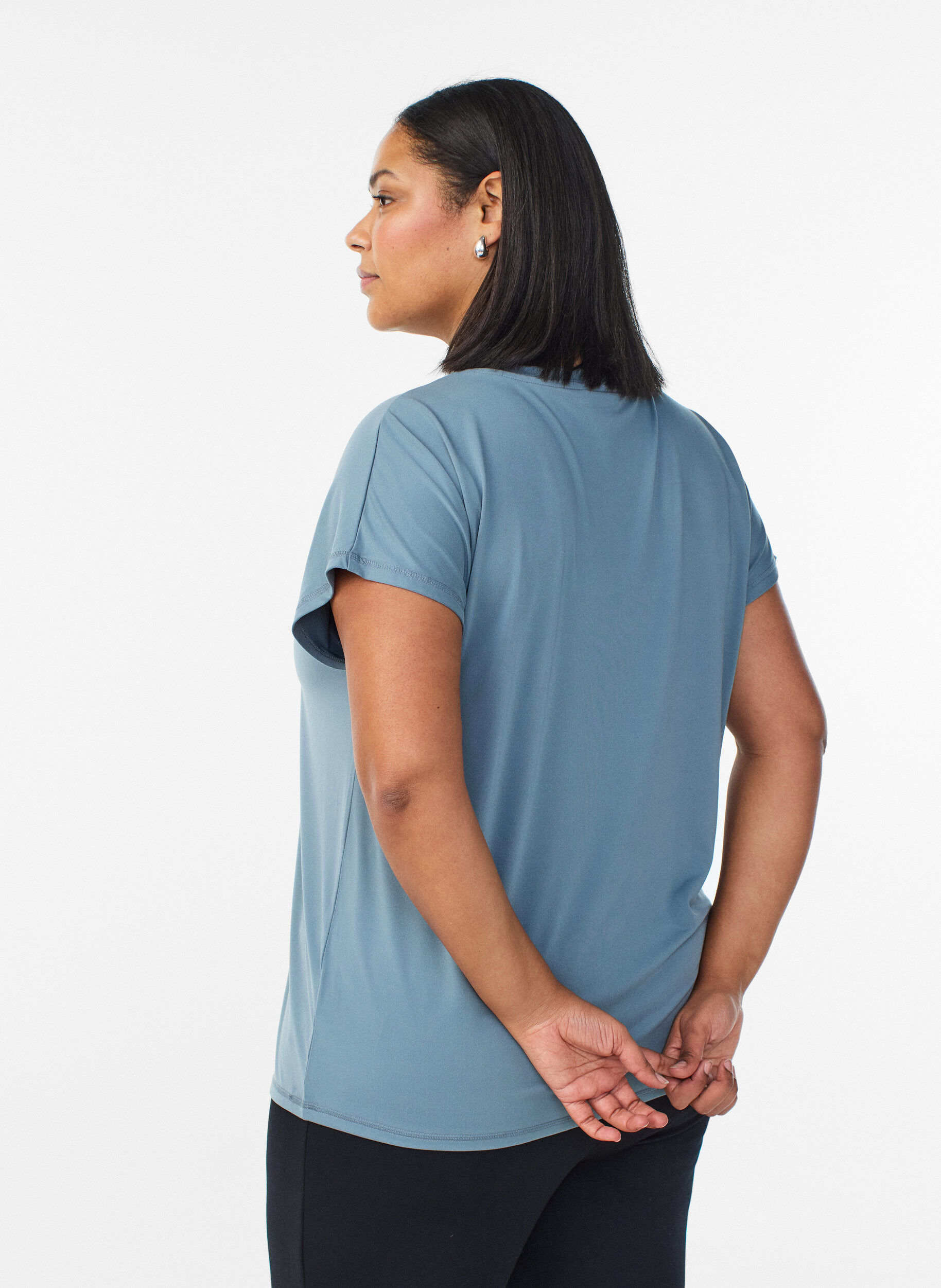 ZizziL&oslash;s tr&aelig;nings t-shirt med v-hals, Gr&aring;, Model image number 2