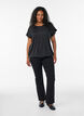 Jerseybluse med strukturstriber og smockkant, Sort, Model image number 1