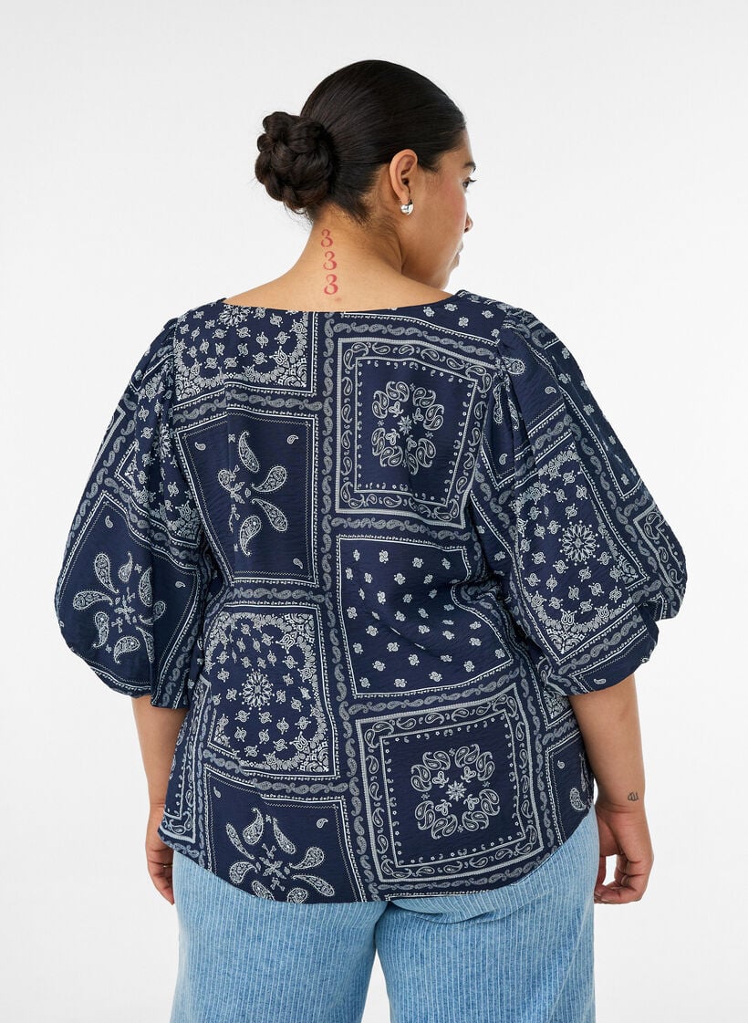 Bluse i viskose med paisleyprint og ballon&aelig;rmer, Bl&aring;, Model image number 2