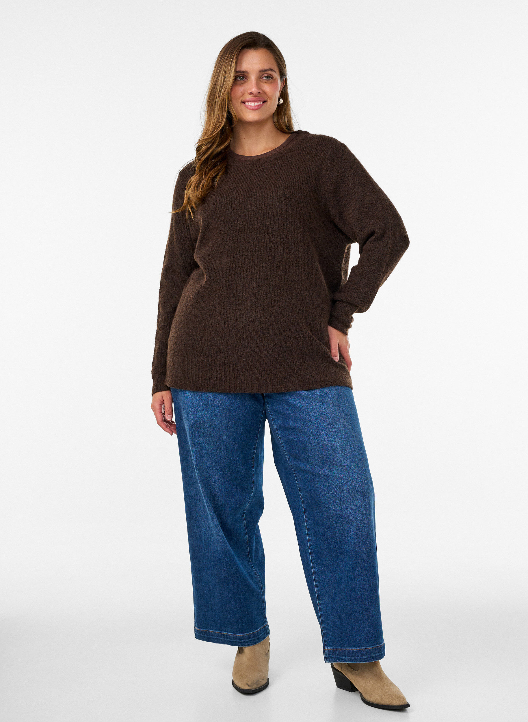 ZizziMeleret strikbluse med rund hals, Brun, Model image number 1