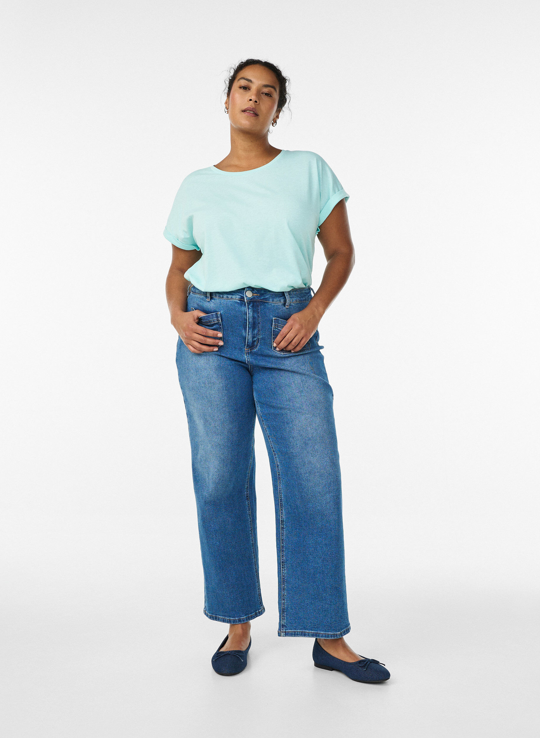 Zizzi Kort&aelig;rmet t-shirt i bomuldsblanding, Turkis, Model image number 1