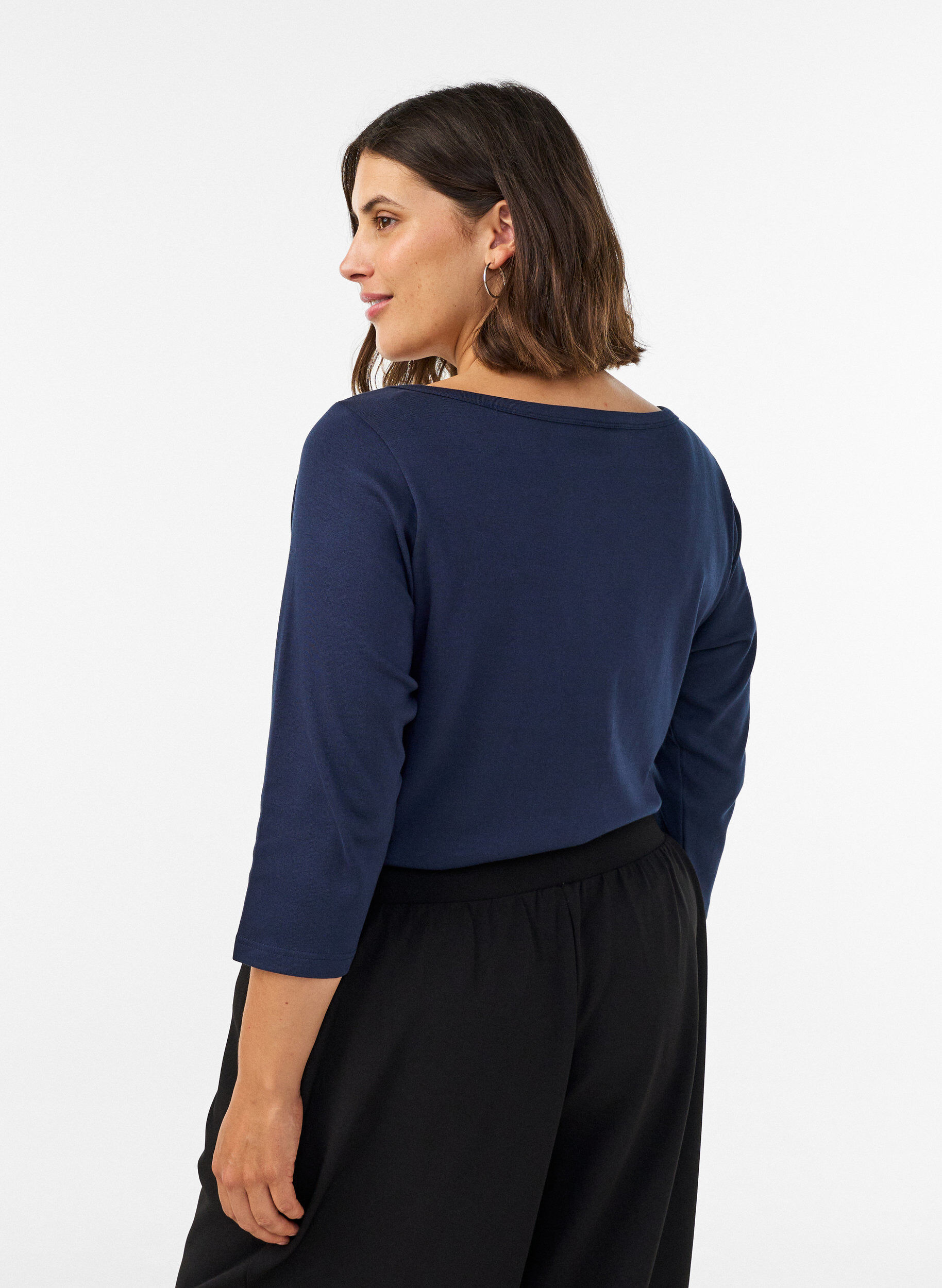 ZizziBasis T-shirt med b&aring;dudsk&aelig;ring og 3/4-&aelig;rmer, Bl&aring;, Model image number 2