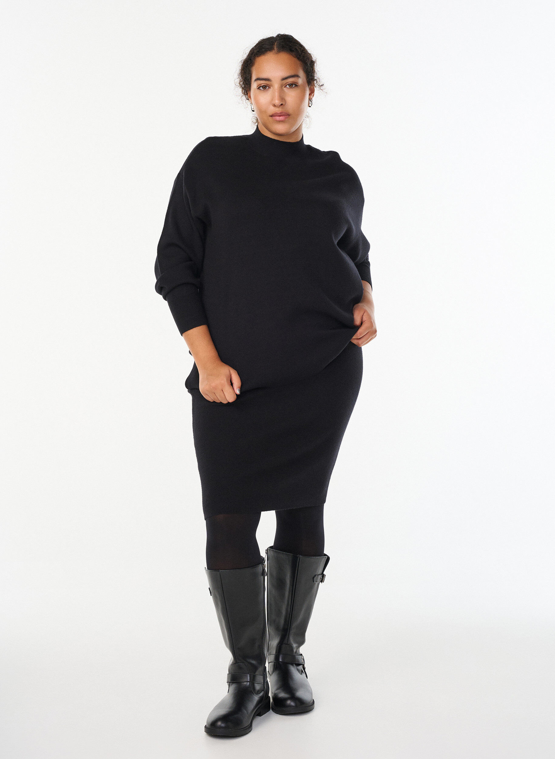 Kort striknederdel med bred linning, Sort, Model