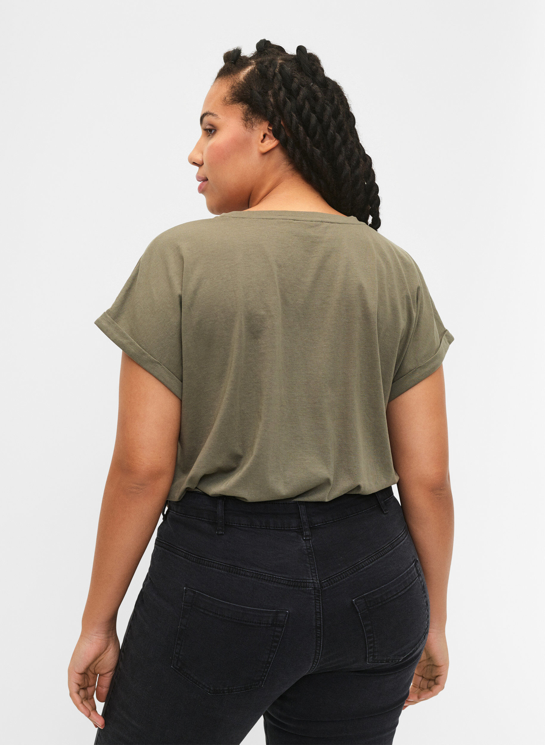 Zizzi2-pak kort&aelig;rmet t-shirts, Gr&oslash;n, Model image number 2
