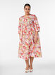 Blomstret midikjole med broderie anglaise og bindeb&aring;nd, Lyser&oslash;d, Model image number 0