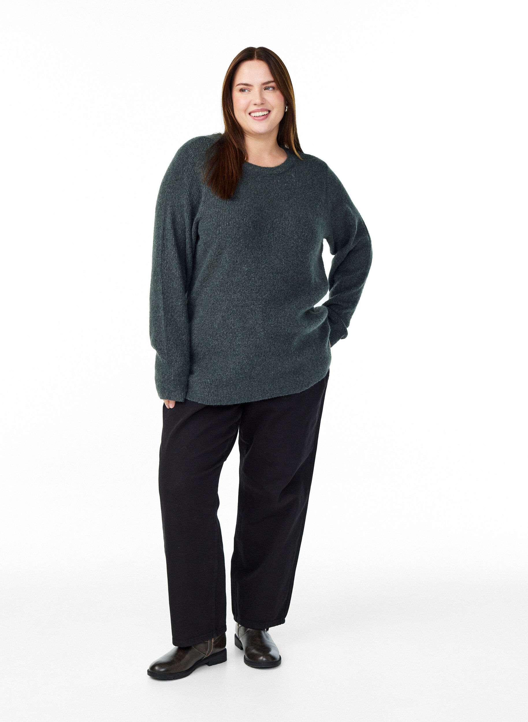 Zizzi Meleret strikbluse med rund hals, Gr&oslash;n, Model image number 1