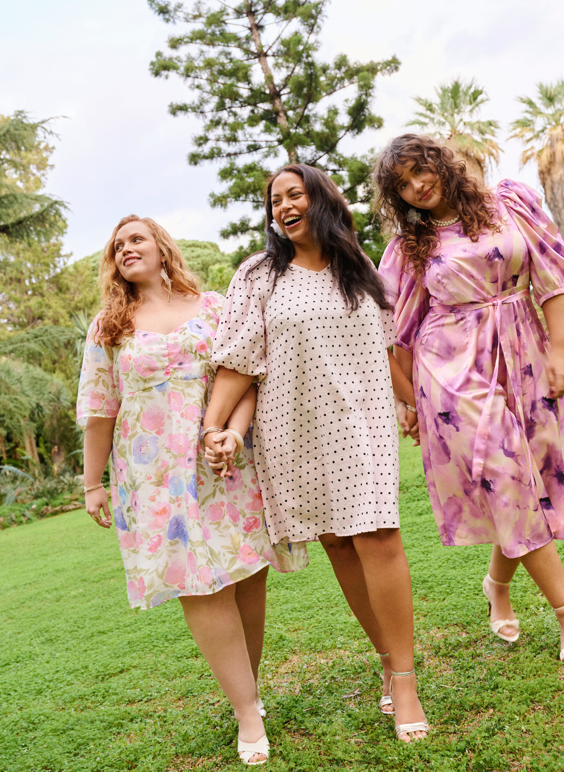 Zizzi Prikket kjole i A-form med ballon&aelig;rmer, Lyser&oslash;d, Image image number 0