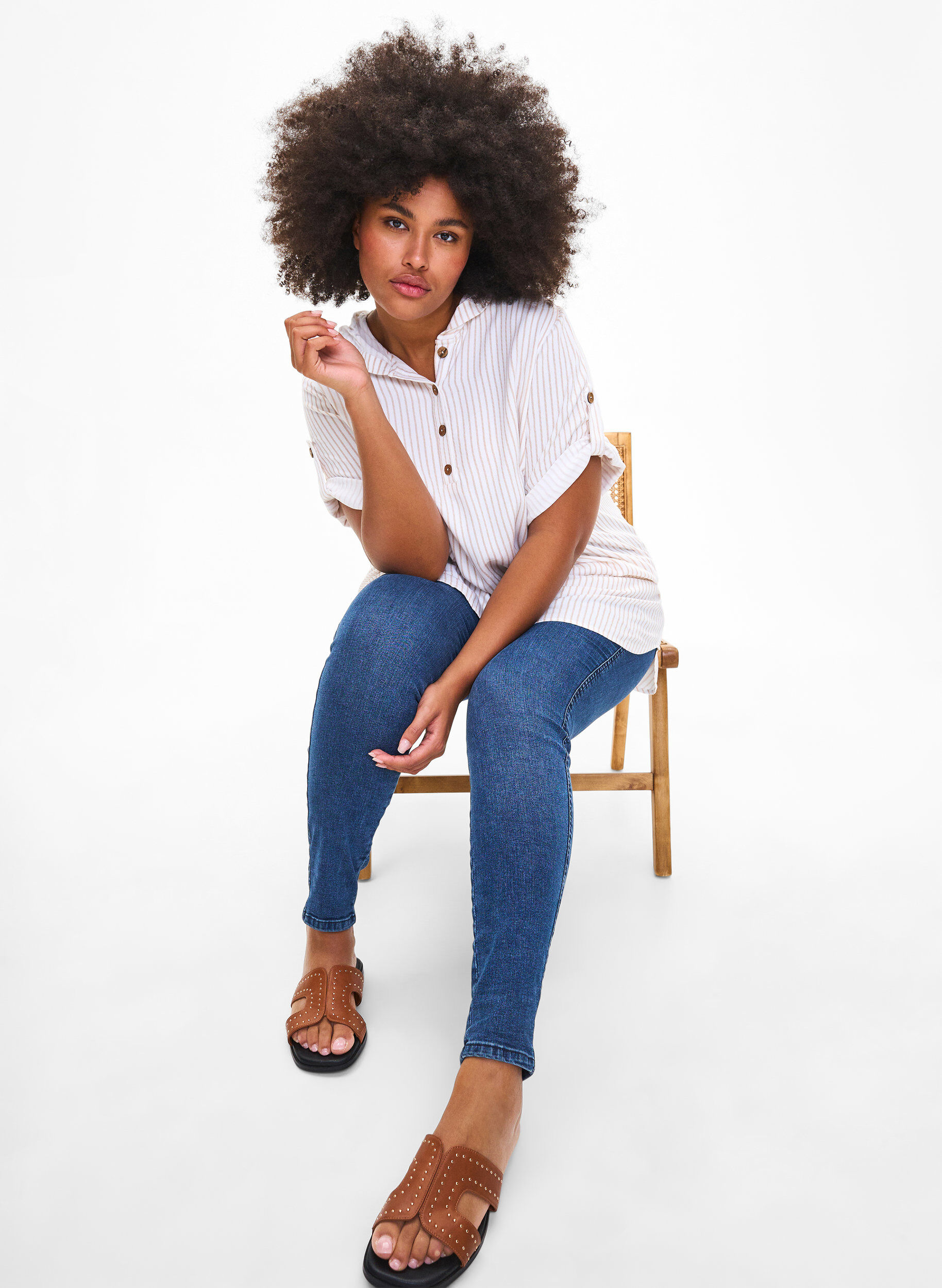 Zizzi Kort&aelig;rmet viskose tunika med h&aelig;tte, White Natural Stripe, Image image number 0