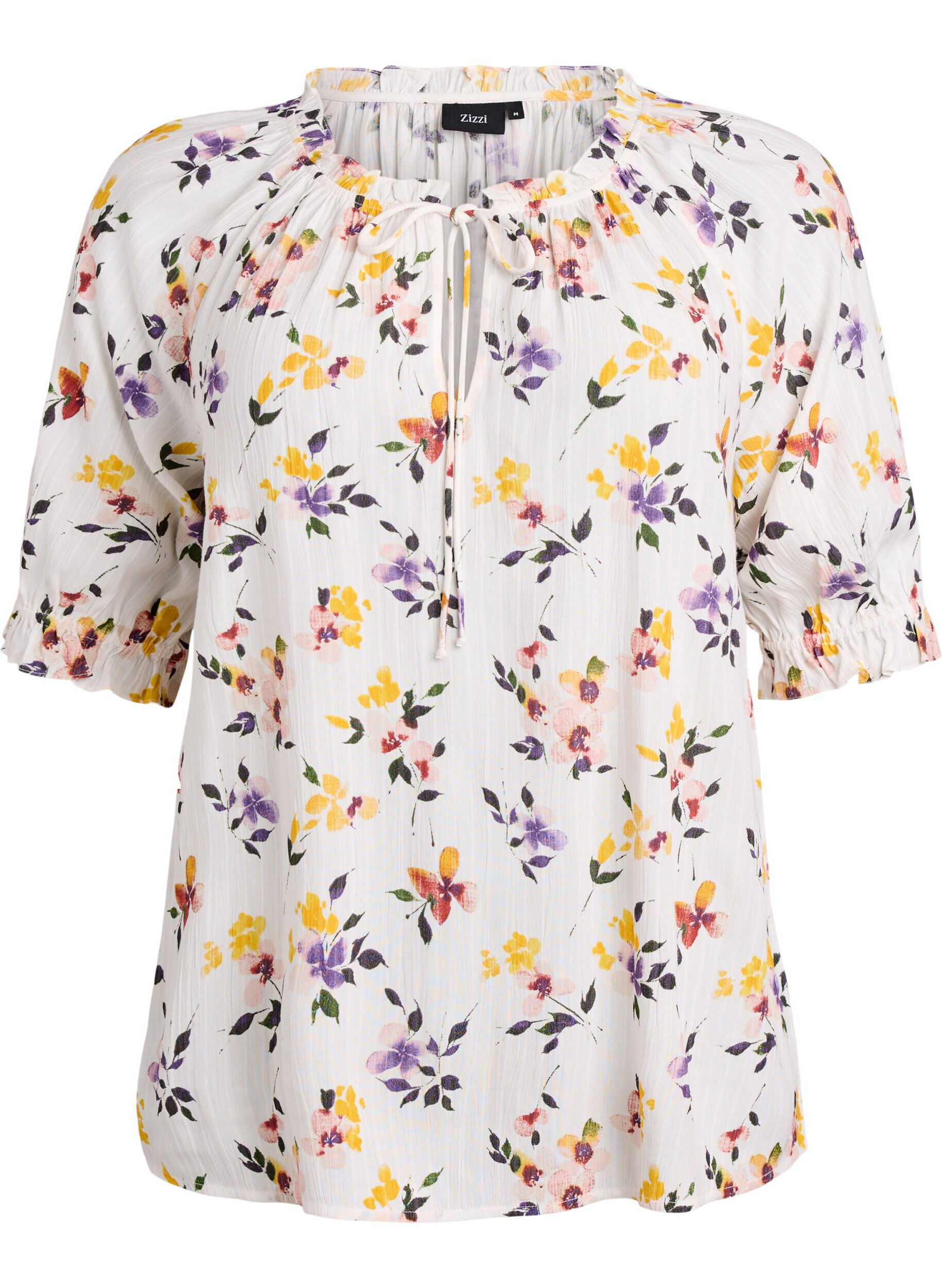 Blomstret viskosebluse med halvlange &aelig;rmer