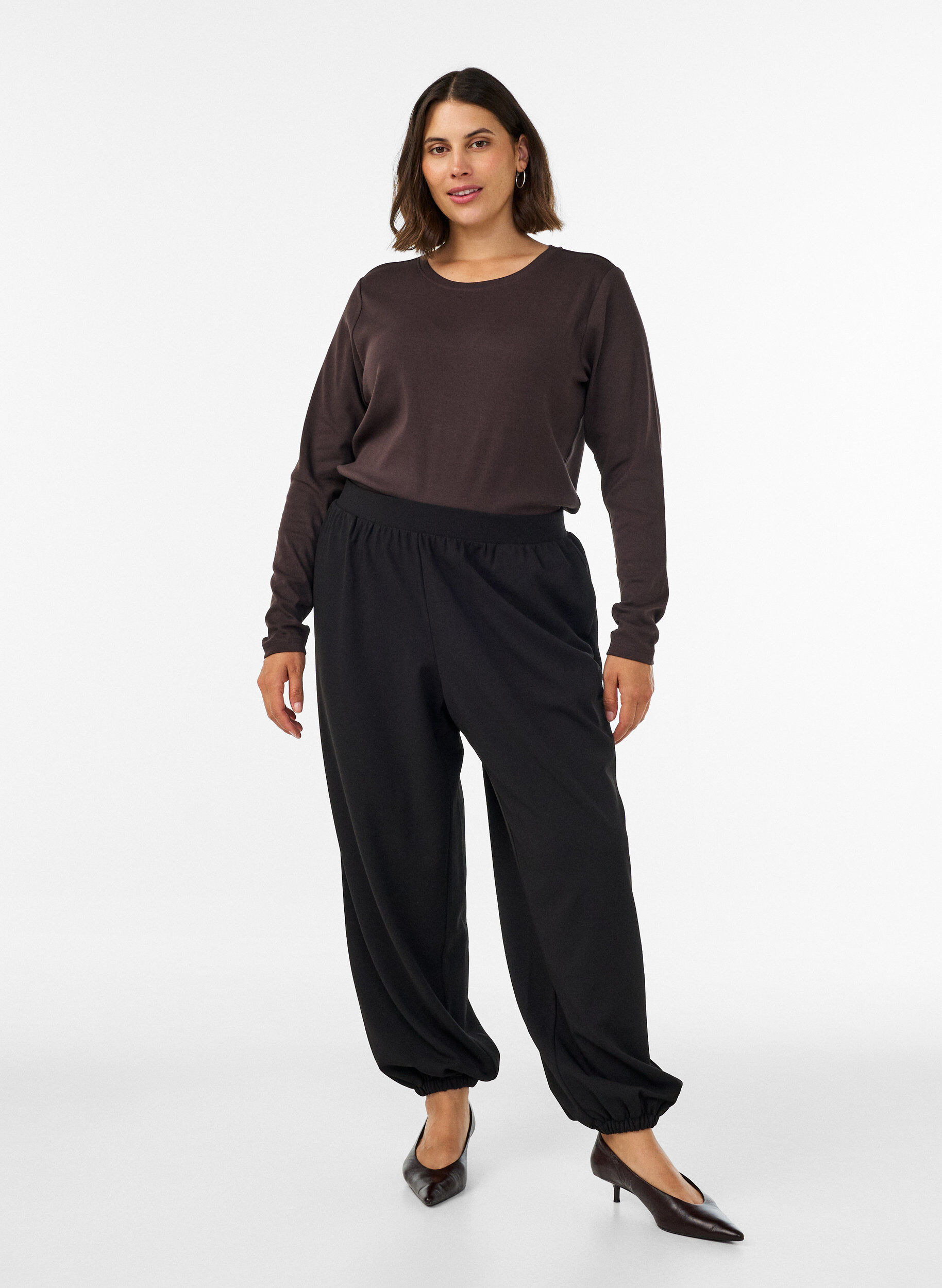 ZizziLang&aelig;rmet basis T-shirt med rund hals, Brun, Model image number 1