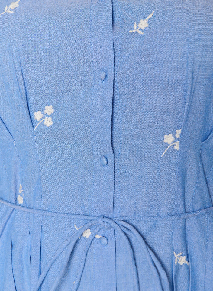 Skjortekjole i bomuld med broderede blomster, Bl&aring;, Packshot image number 2