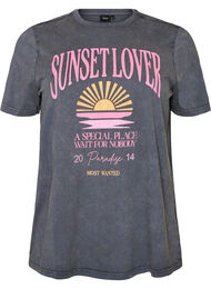 T-shirt i bomuld med frontprint og vasket look, Gr&aring;