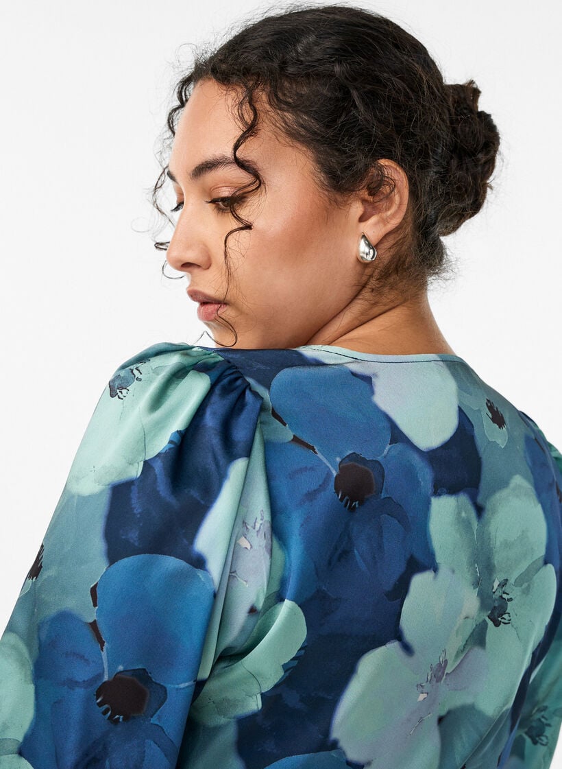 Blomstret sl&aring;-om kjole med 3/4 &aelig;rmer, Mixed colours, Model image number 3