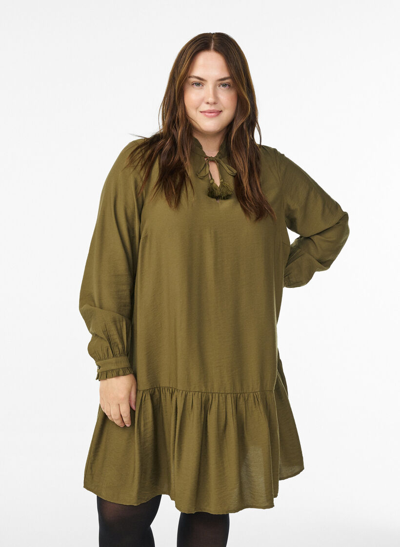 Kort kjole med A-shape og flæser, Grøn, Model image number 0