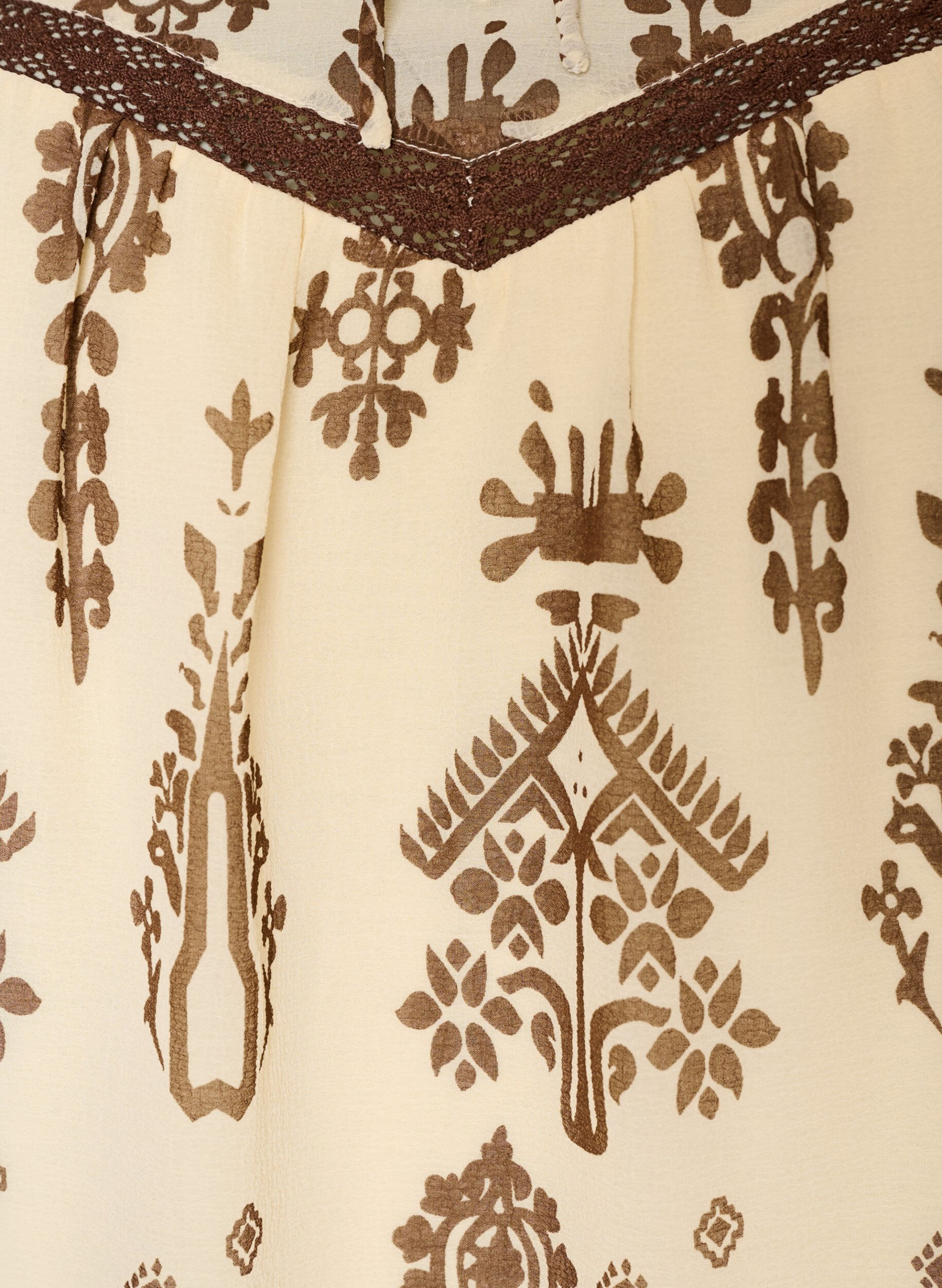 ZizziBluse med m&oslash;nster og crochetb&aring;nd, Beige, Packshot image number 2