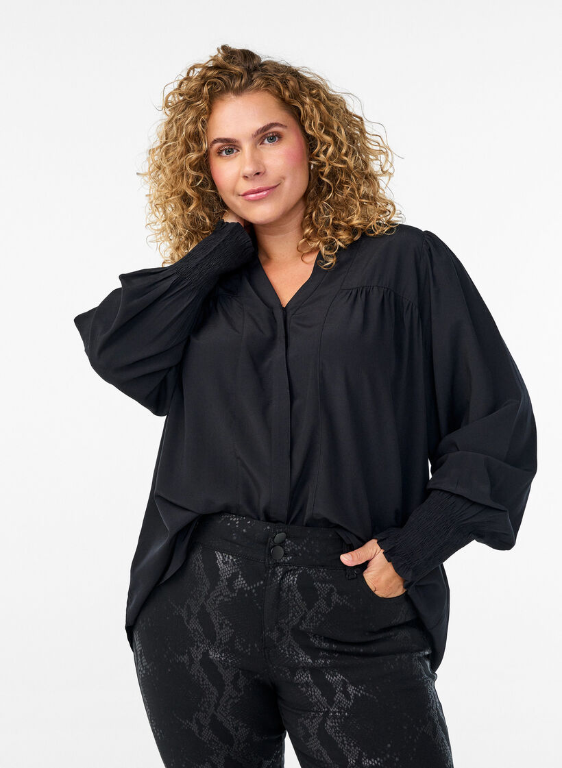 Skjortebluse med fl&aelig;sekrave og rynkedetaljer, Sort, Model image number 0