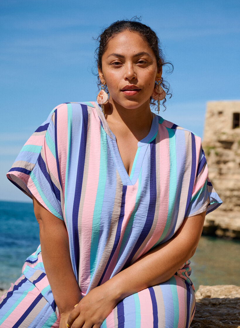 Stribet viskosebluse med korte &aelig;rmer, Bl&aring;, Image image number 0