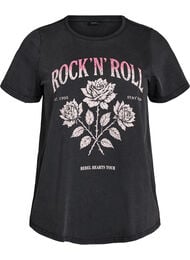 T-shirt i &oslash;kologisk bomuld med rockprint, Sort
