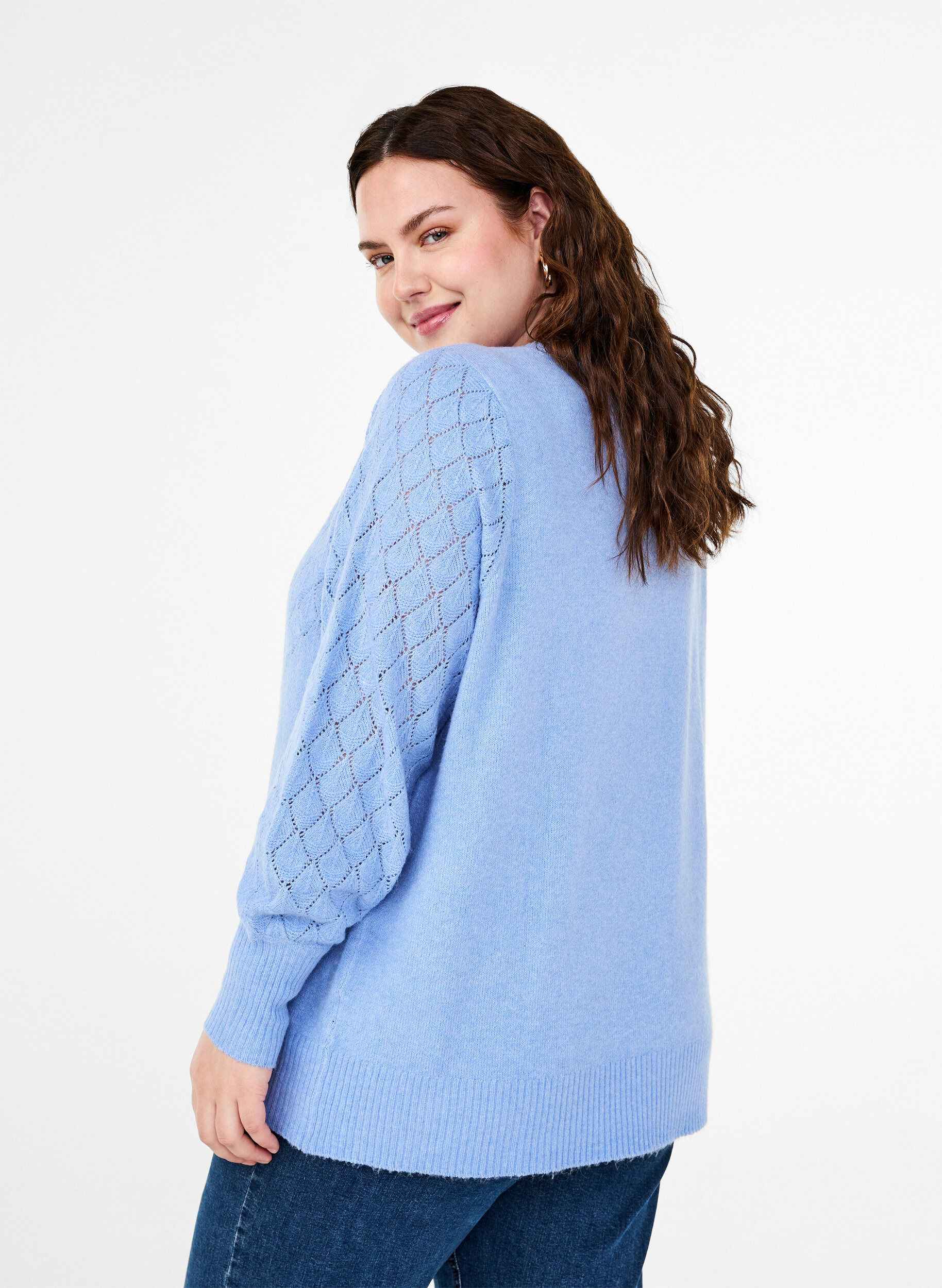 Zizzi Strikbluse med hulm&oslash;nster, Cornflower Blue Mel., Model image number 1