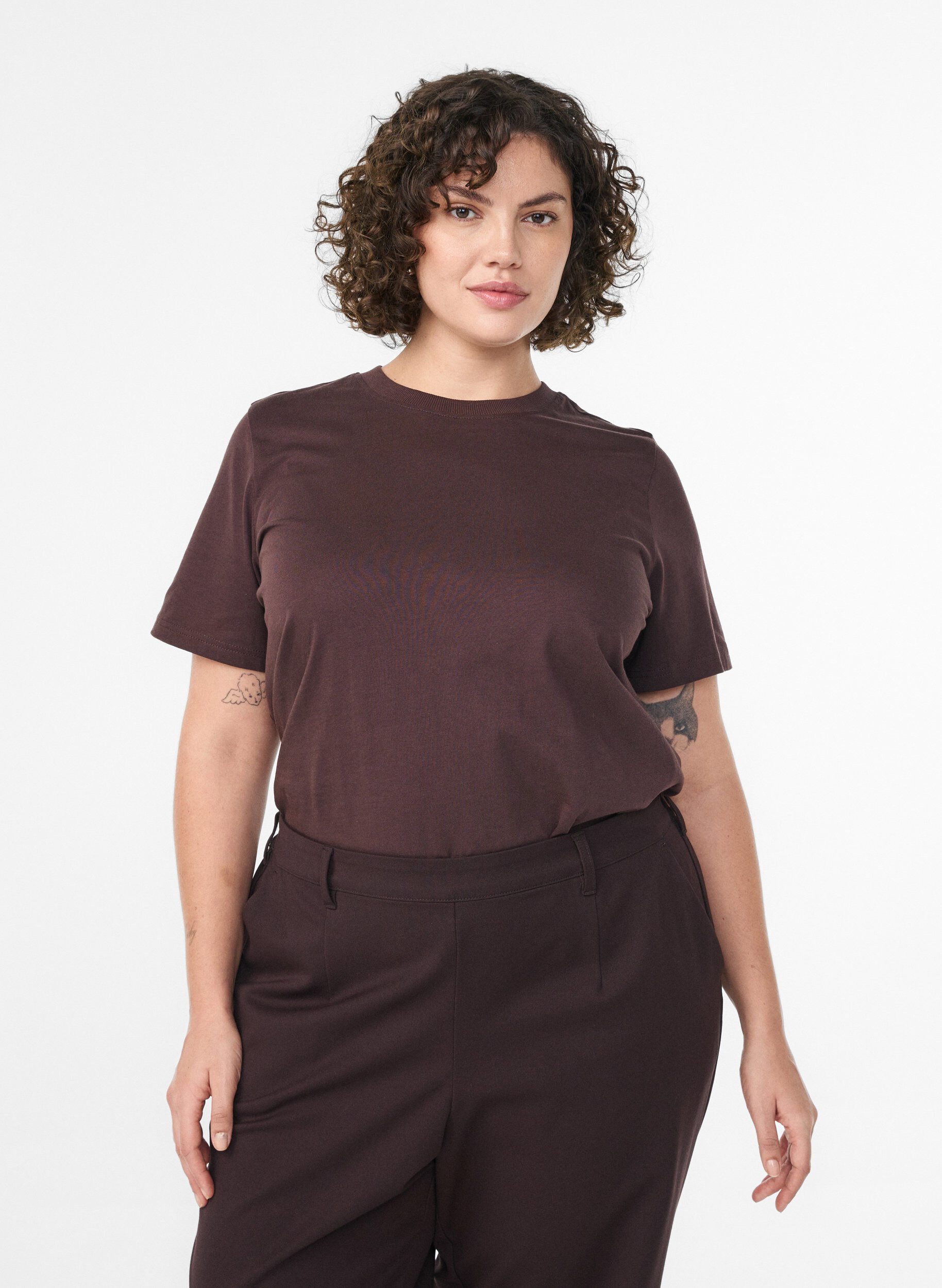 ZizziBasis t-shirt i bomuld med rund hals, Brun, Model image number 0
