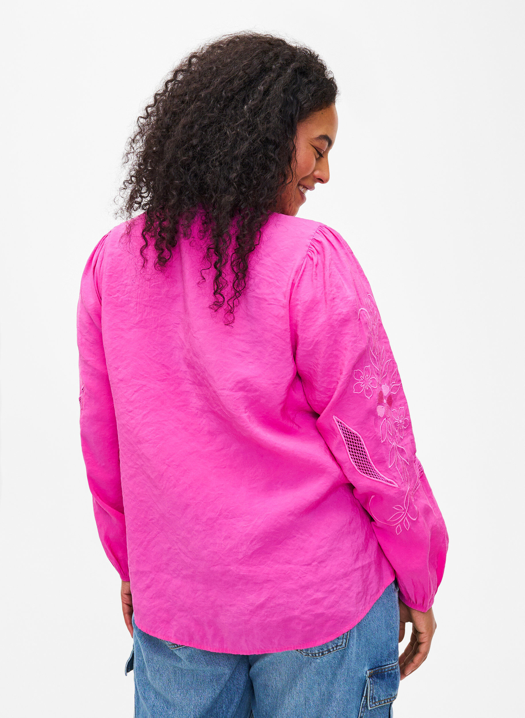 Zizzi Bluse i TENCEL&trade; Modal med broderidetaljer, Phlox Pink, Model image number 1