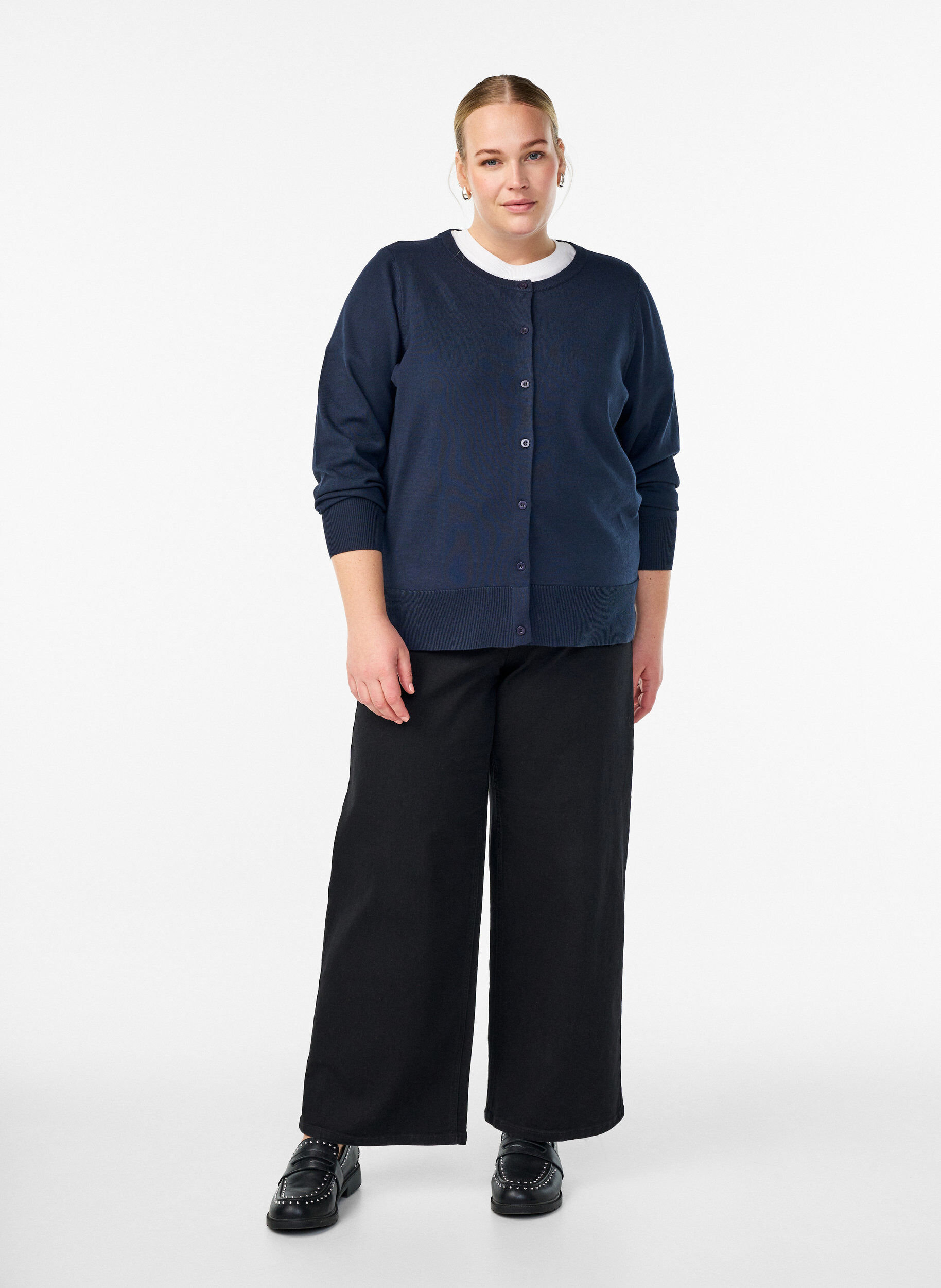 ZizziFinstrikket cardigan med rund hals, Bl&aring;, Model image number 1