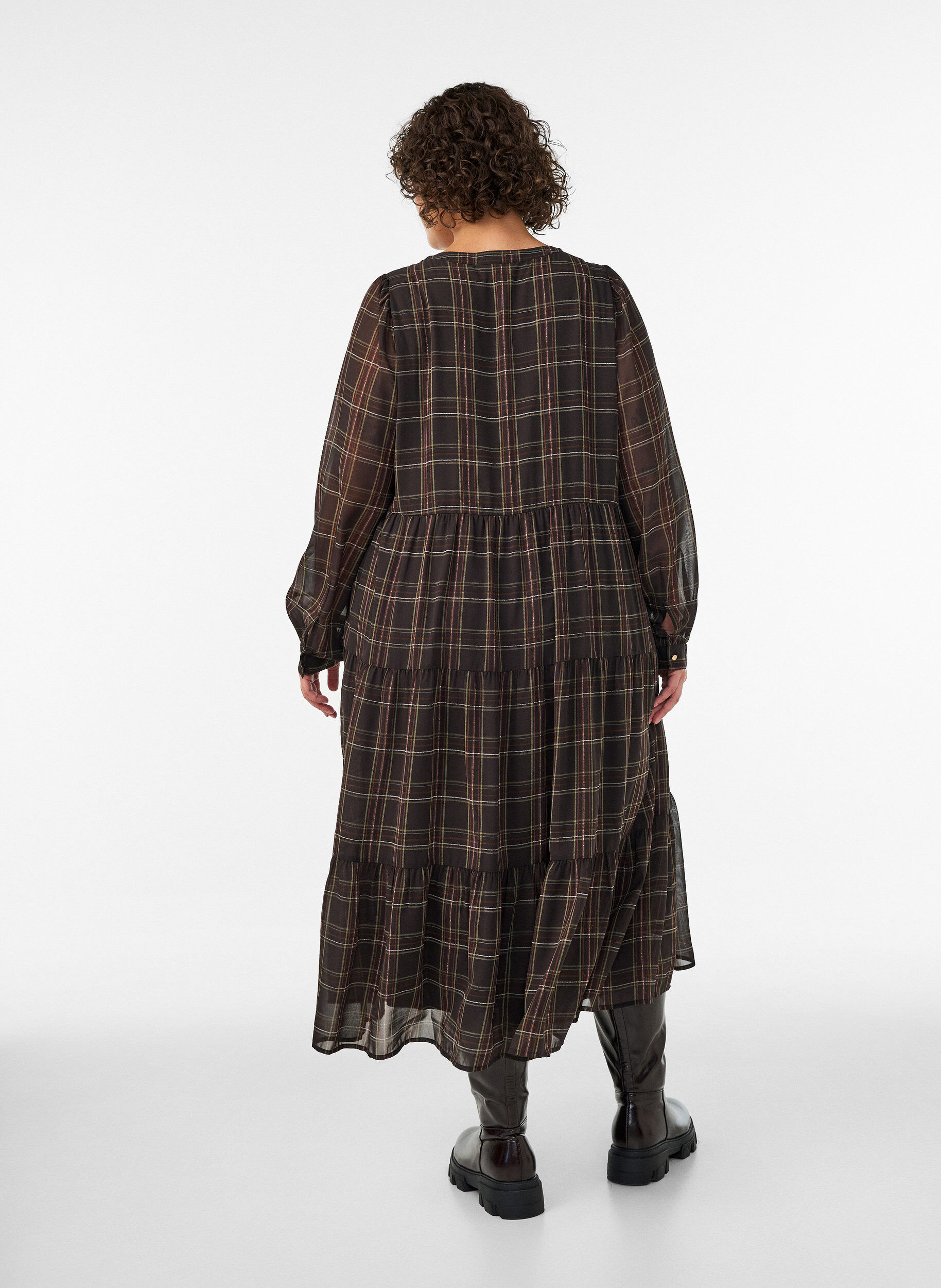 ZizziTernet midikjole med lagdelt sk&oslash;rt, Brun, Model image number 1