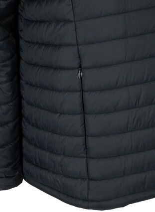 Kort quiltet jakke med lynlås, Black, Packshot image number 3