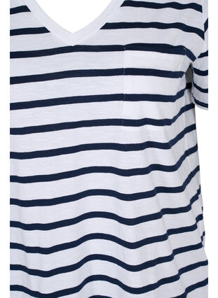 Stribet bomulds t-shirt med v-udskæring, White Navy B Stripe, Packshot image number 2