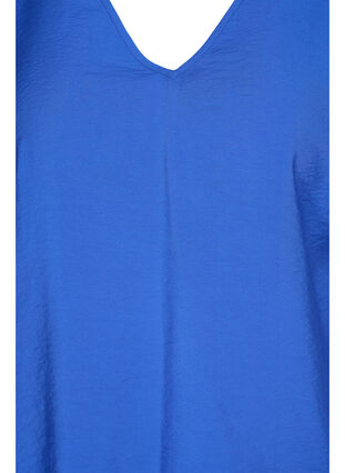 Kortærmet viskose bluse med v-hals, Dazzling Blue, Packshot image number 2