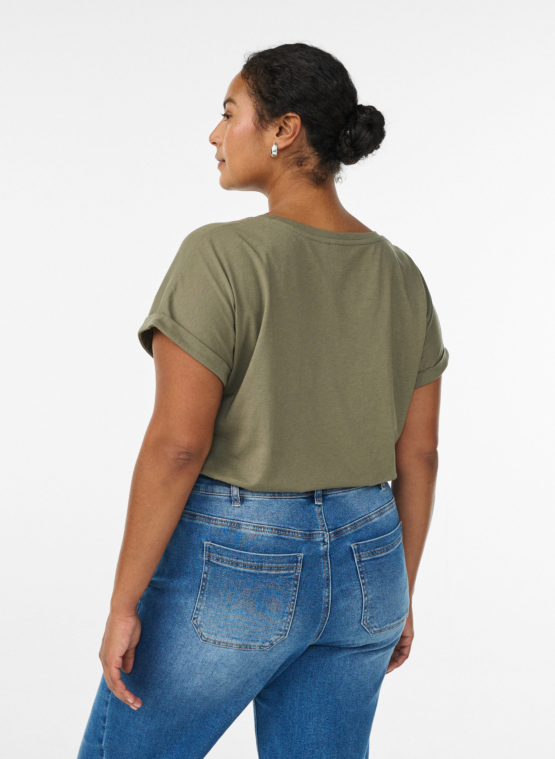 Zizzi Kort&aelig;rmet t-shirt i bomuldsblanding, Gr&oslash;n, Model image number 2