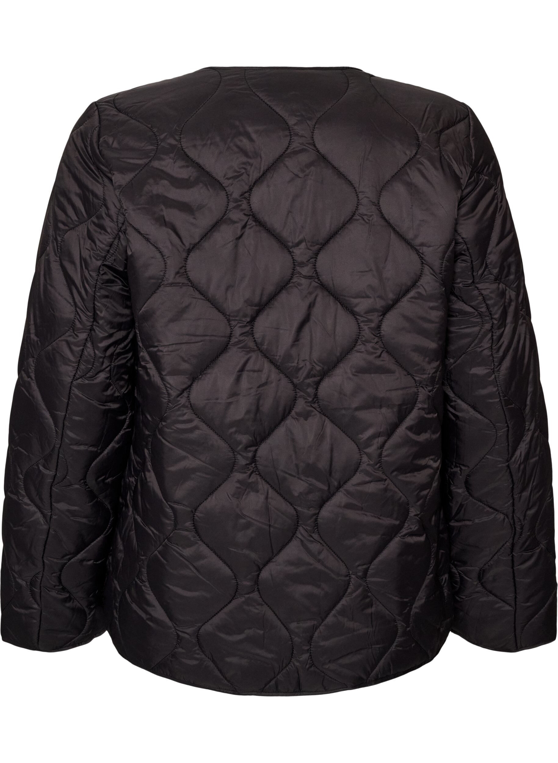 ZizziQuiltet jakke med trykknapper og rund hals, Sort, Packshot image number 1