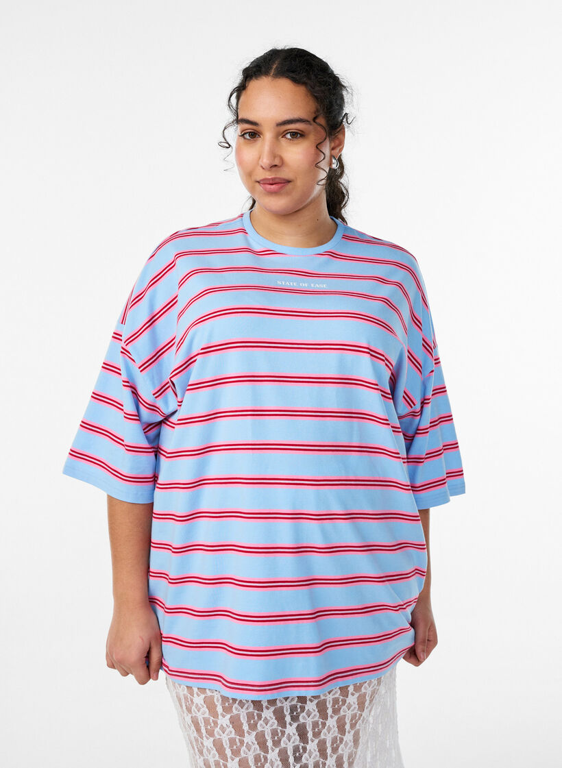 Oversize T-shirt med striber og 1/2 &aelig;rmer, Bl&aring;, Model image number 0