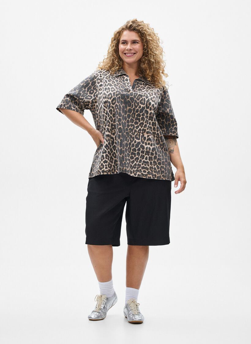 Leopardmønstret denimbluse med krave og 1/2 ærmer, Brun, Model image number 1