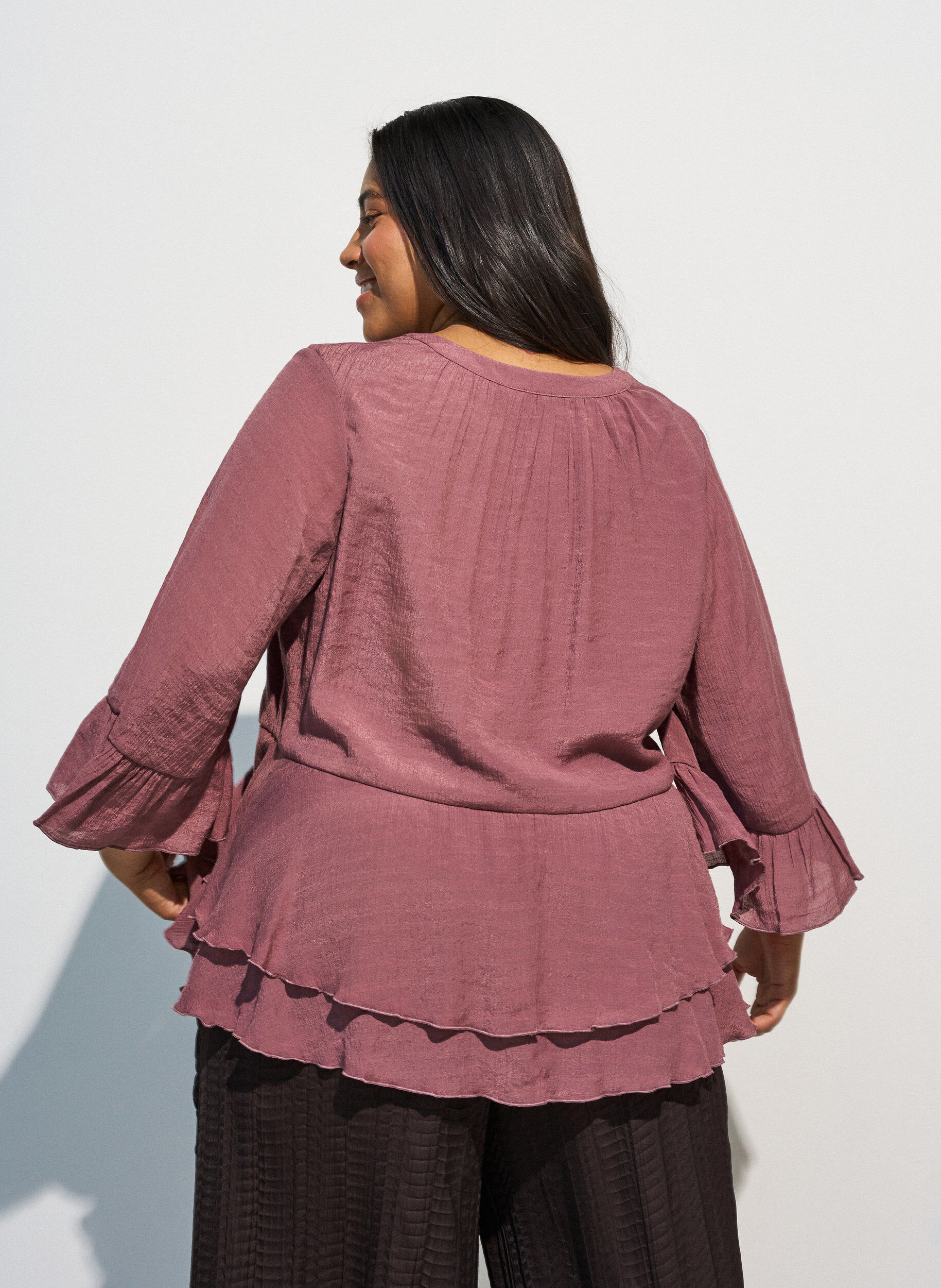 ZizziBluse med 3/4-&aelig;rmer og fl&aelig;sedetaljer, Lyser&oslash;d, Model image number 2