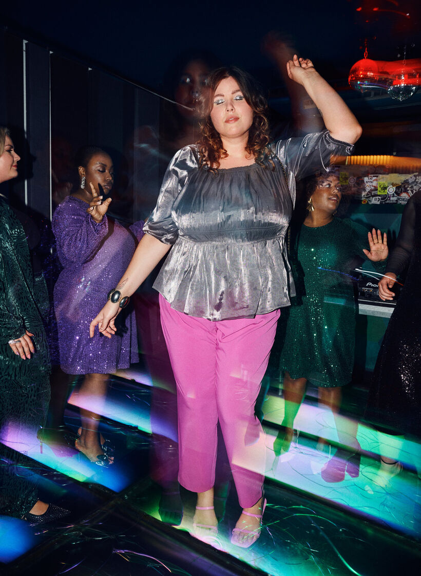 Sølvfarvet bluse med 3/4 ærmer og smock, Dark Silver, Image image number 1