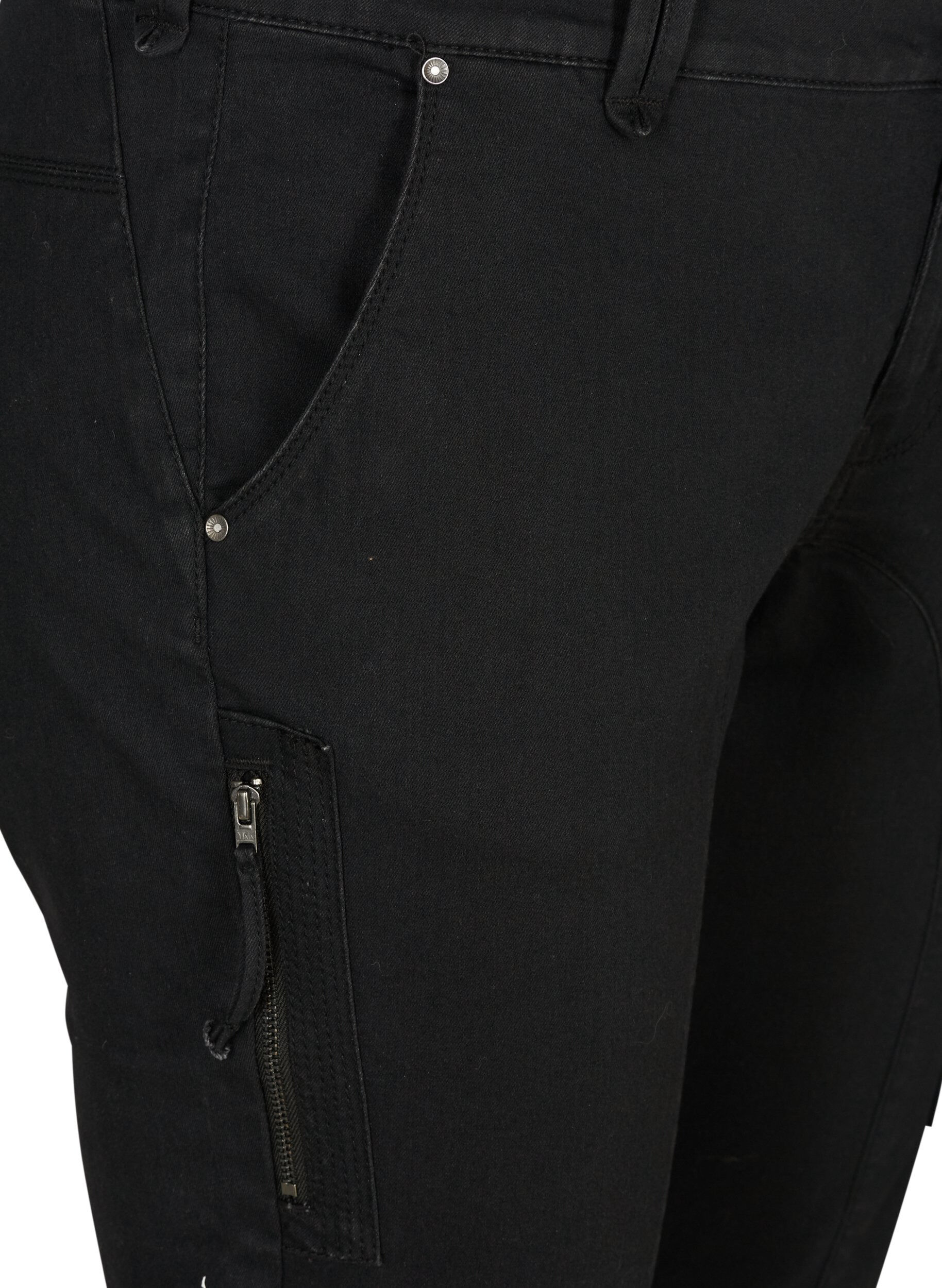 ZizziSlim fit capri jeans med lommer, Sort, Packshot image number 2