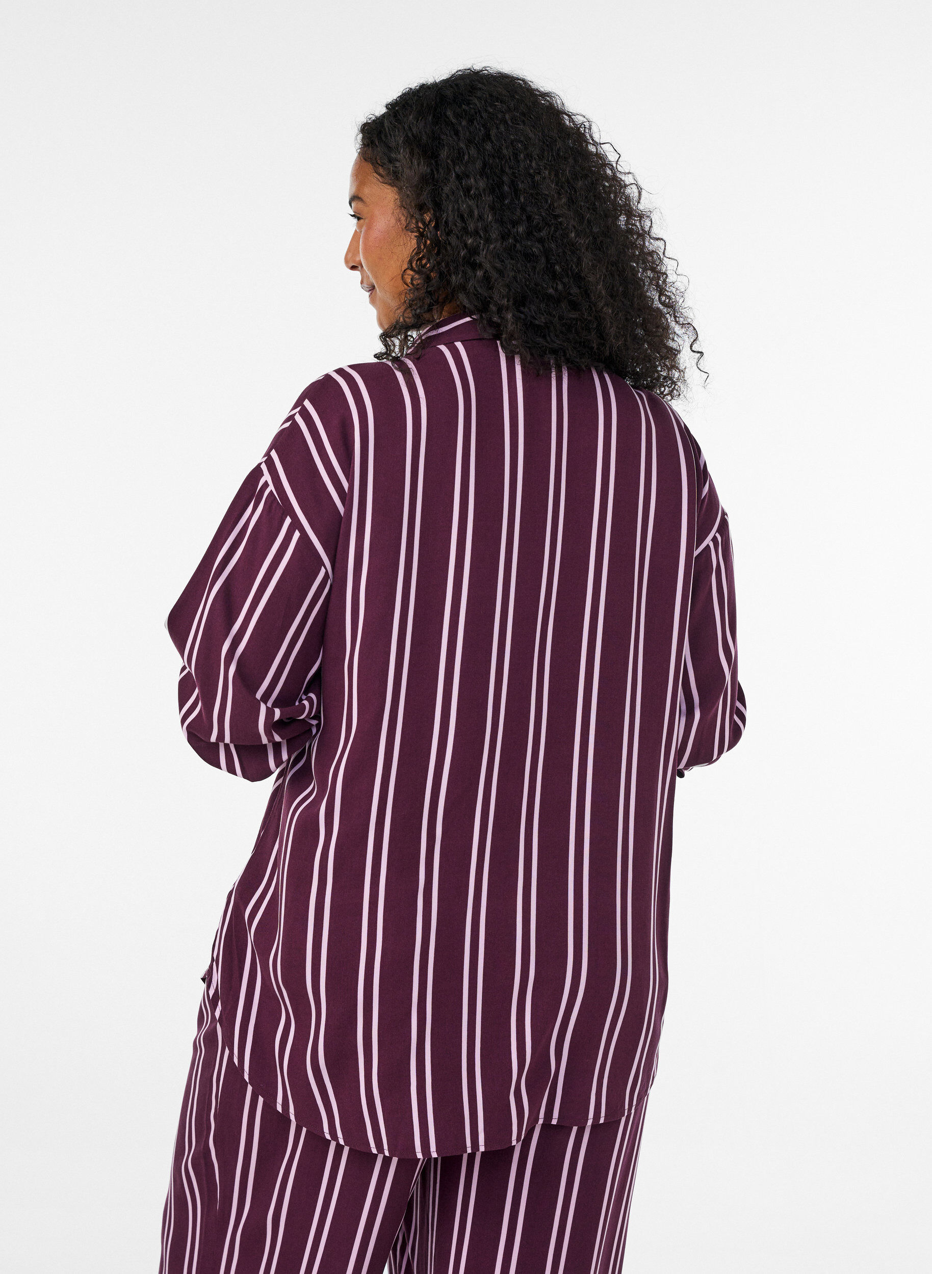 ZizziNatskjorte med striber, M&oslash;rk Bordeaux, Model image number 2