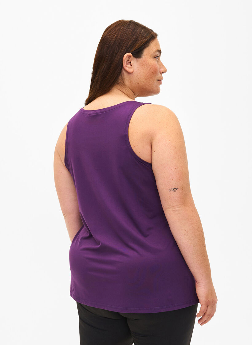 Træningstop med rund hals, Purple Pennant, Model image number 1